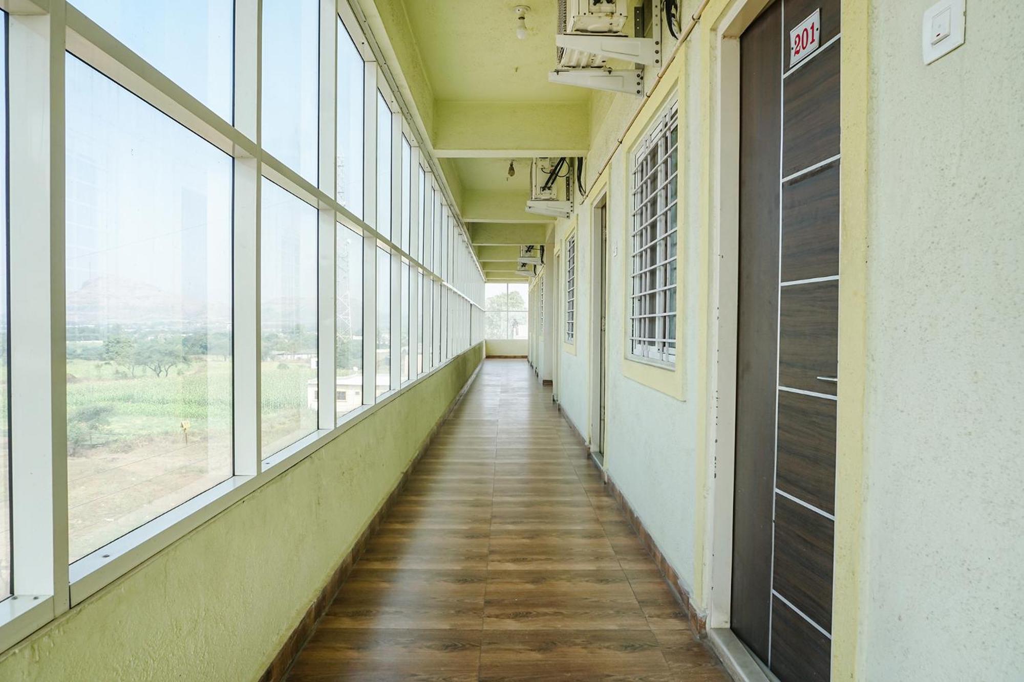 Fabexpress Vaishnav Inn Talegaon Dabhade Bagian luar foto